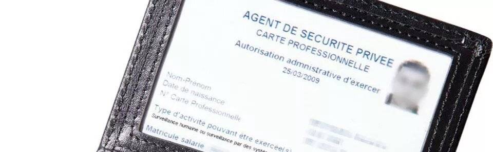 Les 8 conseils pour reconnaître la carte professionnelle d'un